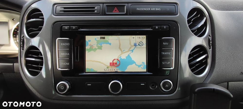 Volkswagen Tiguan - 24