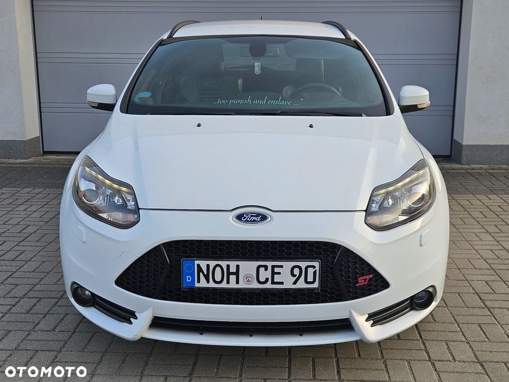 Ford Focus 2.0 EcoBoost ST mit Leder-Sport-Paket - 10