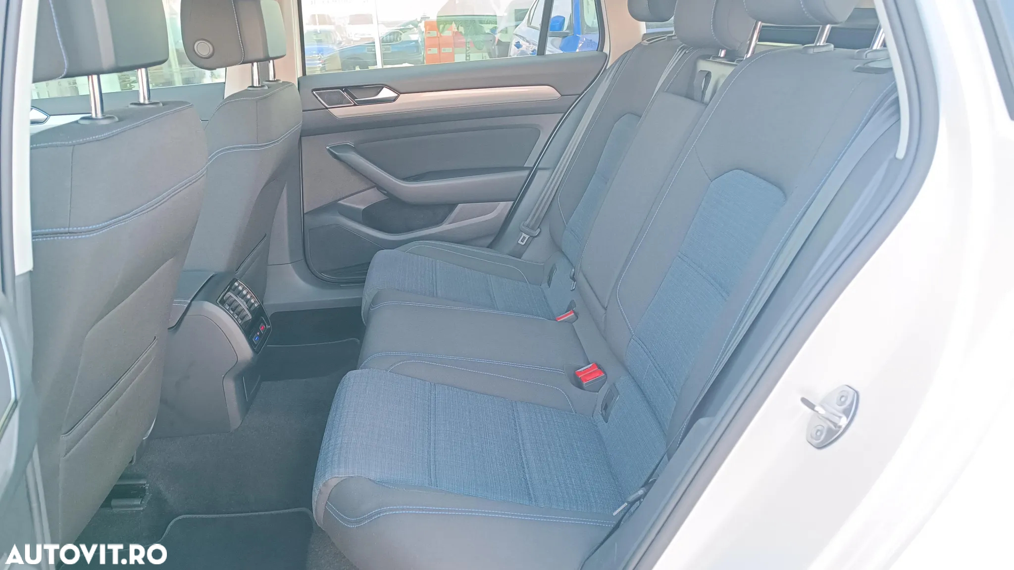 Volkswagen Passat Variant 1.4 TSI Plug-In-Hybrid DSG GTE - 26