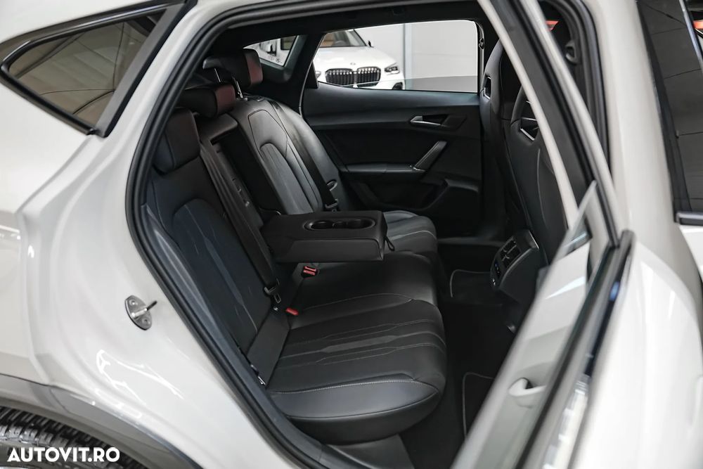 Cupra Formentor 1.4 e-HYBRID DSG Priority - 29