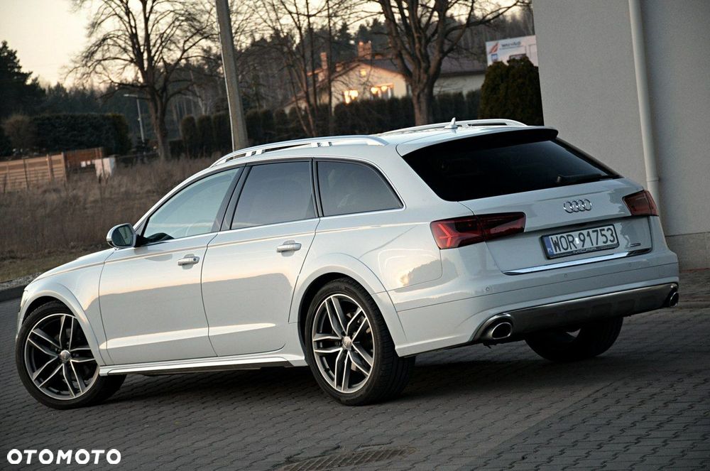 Audi A6 Allroad - 11