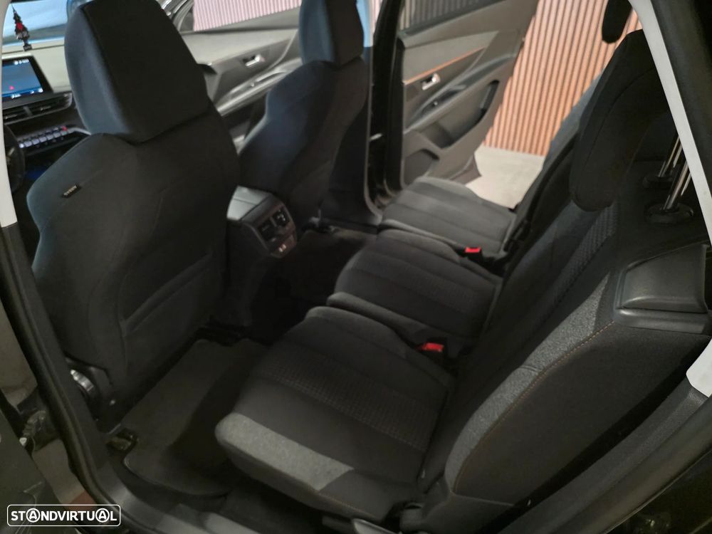 Peugeot 5008 BlueHDI 120 EAT6 Active - 15