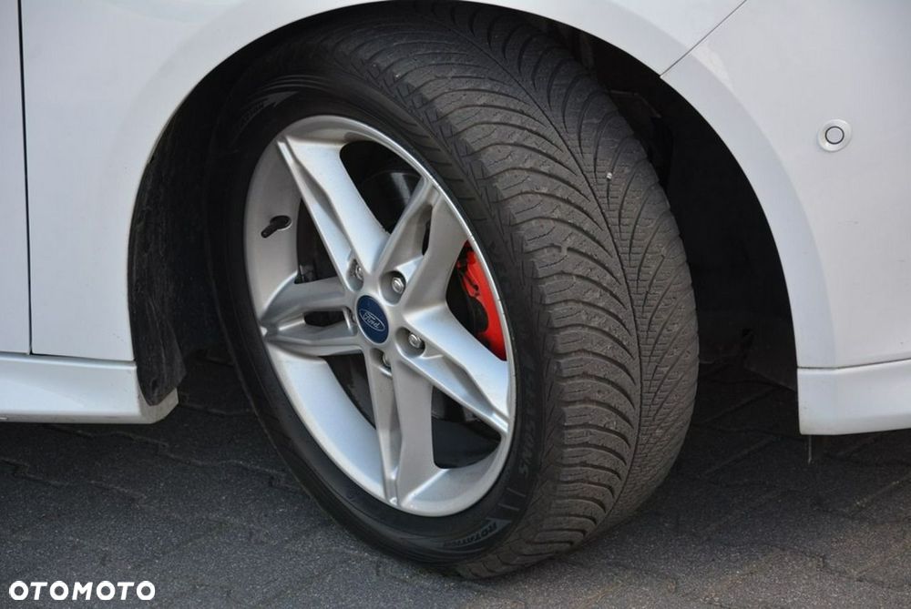 Ford Focus 1.5 EcoBoost STart-Stopp-System ST-LINE - 37