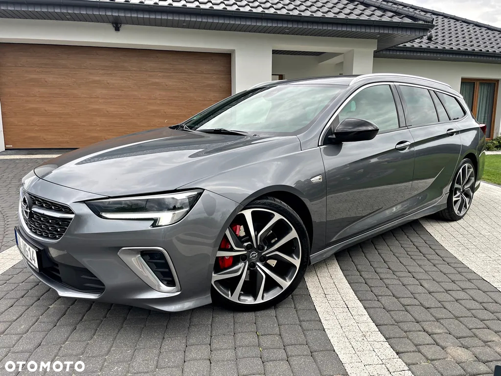 Opel Insignia 2.0 T 4x4 GSi S&S - 9