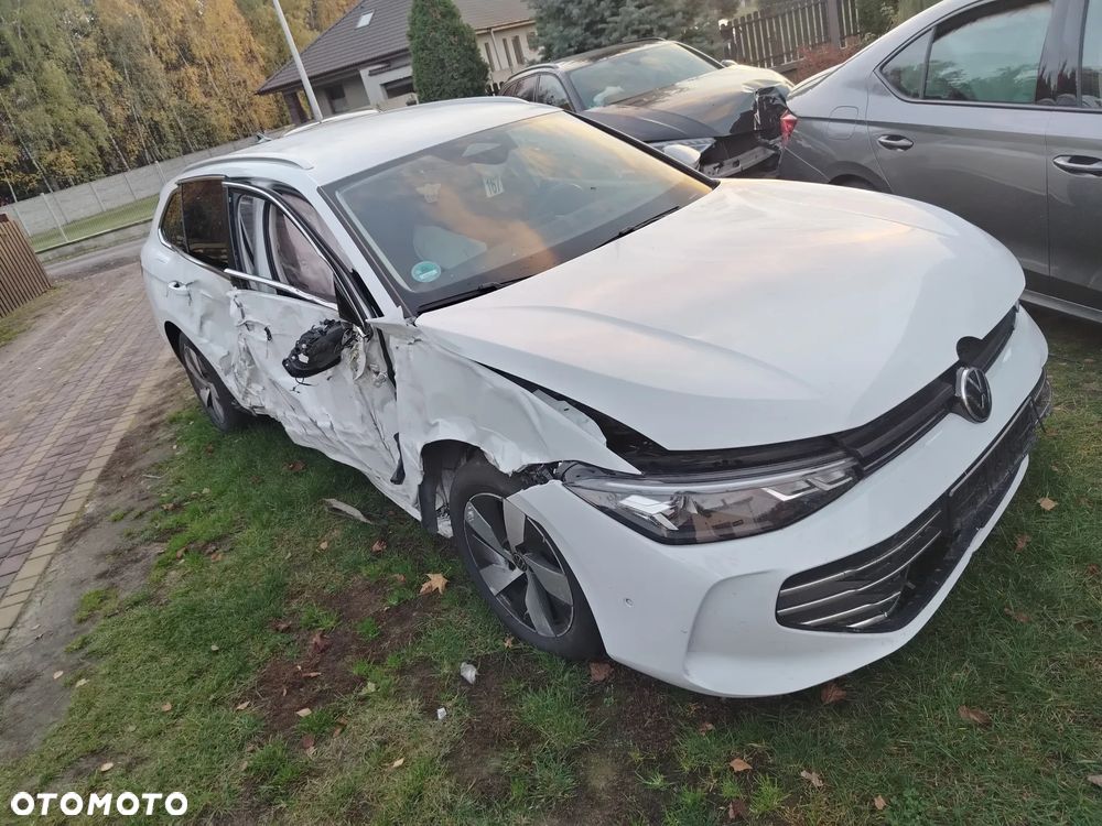 Volkswagen Passat 2.0 TDI SCR Style DSG - 11