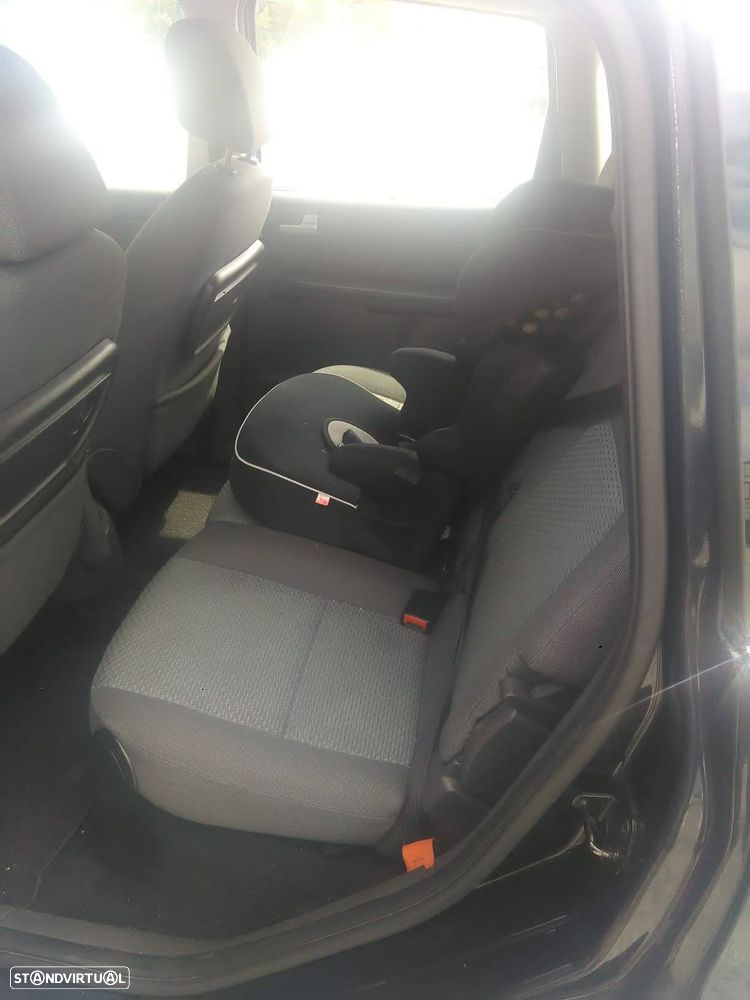Ford Focus C-Max - 5