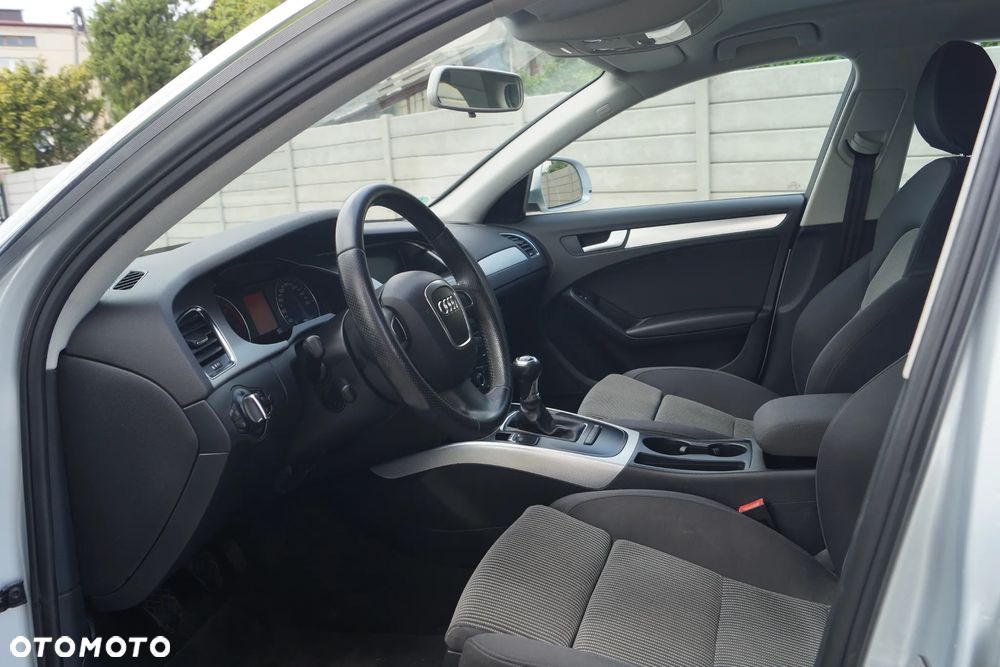 Audi A4 Avant 2.0 TDI DPF Ambition - 19