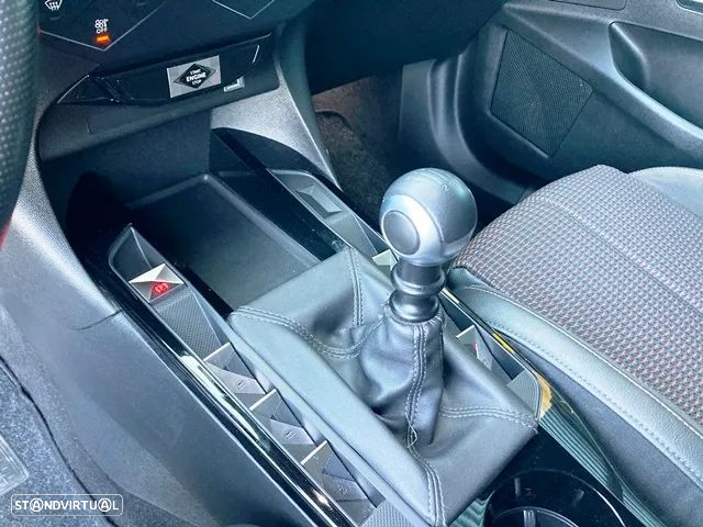 DS DS3 Crossback PureTech 100 PERFORMANCE LINE - 23