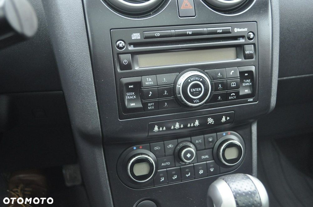 Nissan Qashqai 2.0 dCi 4 x 4 DPF tekna - 20