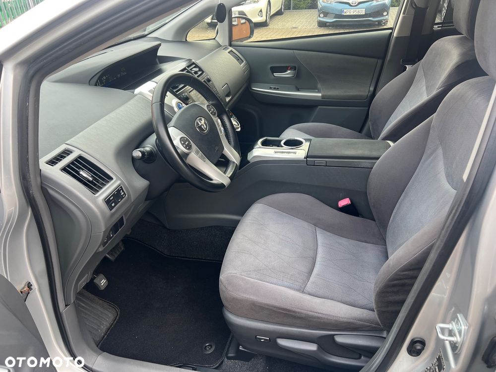 Toyota Prius+ (Hybrid) Executive - 19