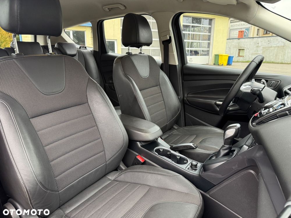 Ford Kuga 2.0 TDCi 4x4 Titanium - 18