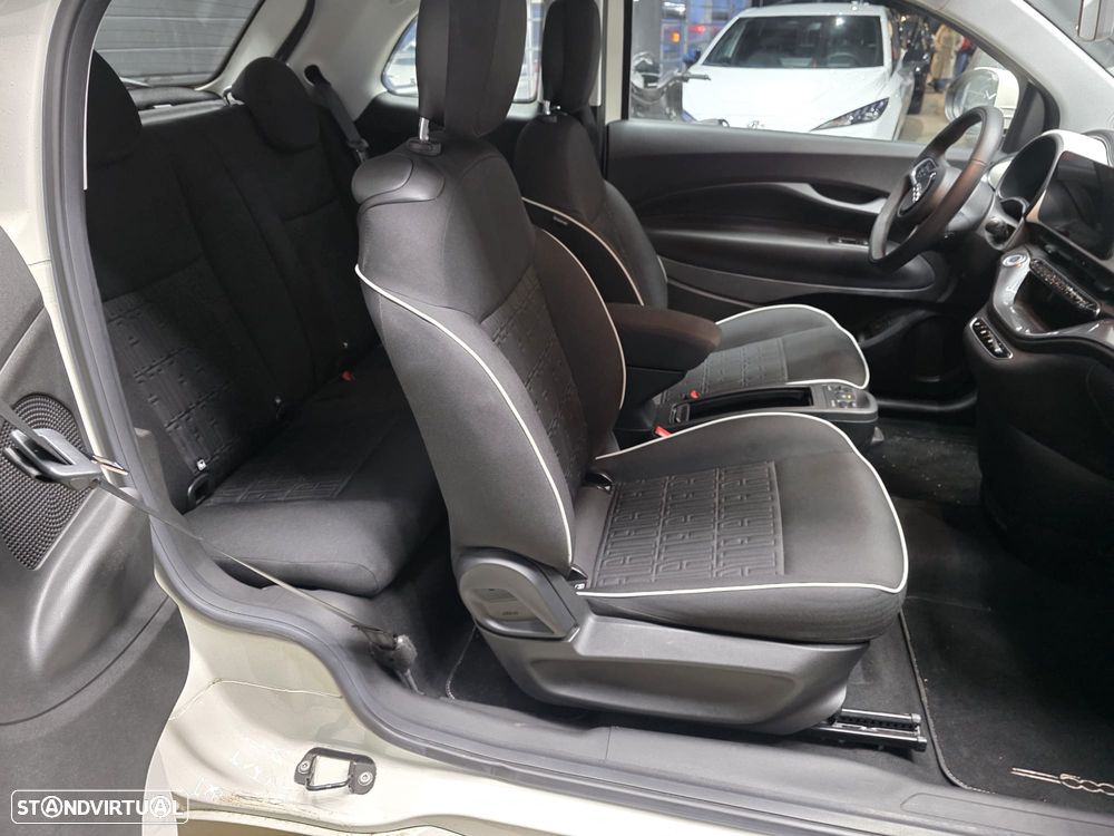 Fiat 500e 3 + 1 42kWh Icon - 9