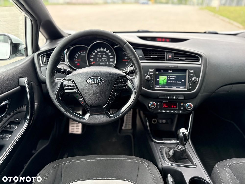 Kia Ceed 1.6 CRDi L - 19