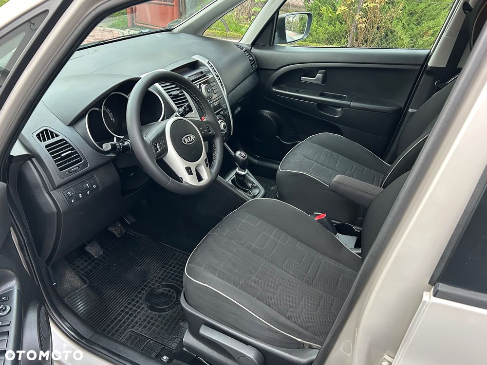 Kia Venga 1.4 L - 7