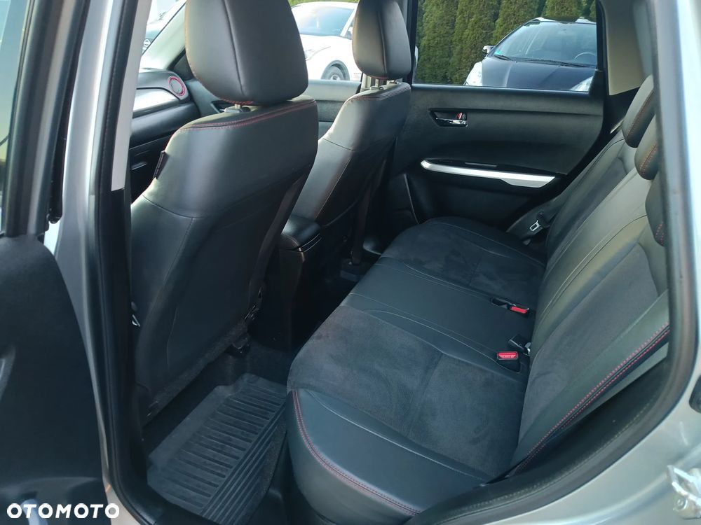 Suzuki Vitara 1.4 Boosterjet XLED Sun 4WD - 30