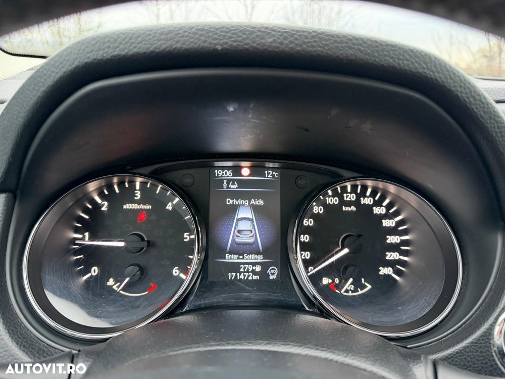 Nissan Qashqai 1.6 DCI TEKNA - 18