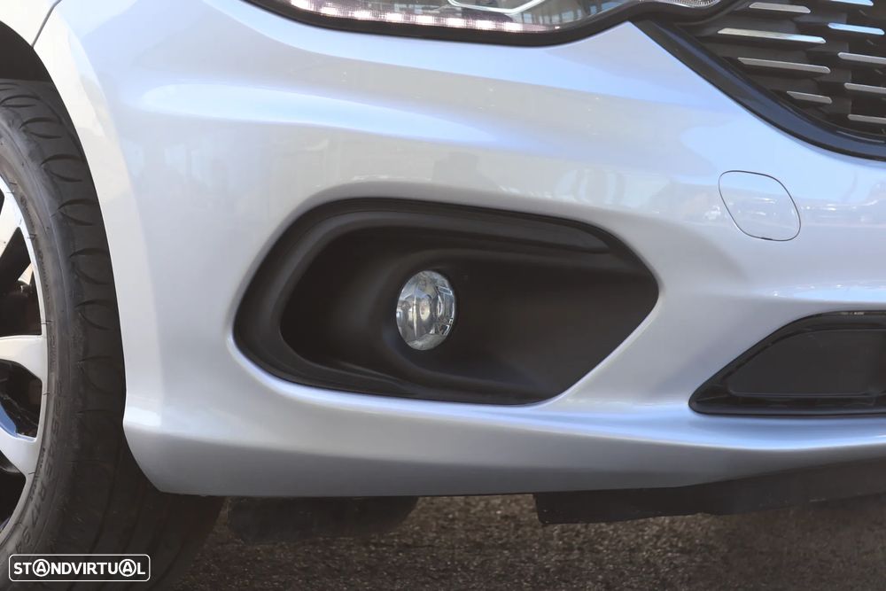 Fiat Tipo Station Wagon 1.3 M-Jet Lounge Tech - 30