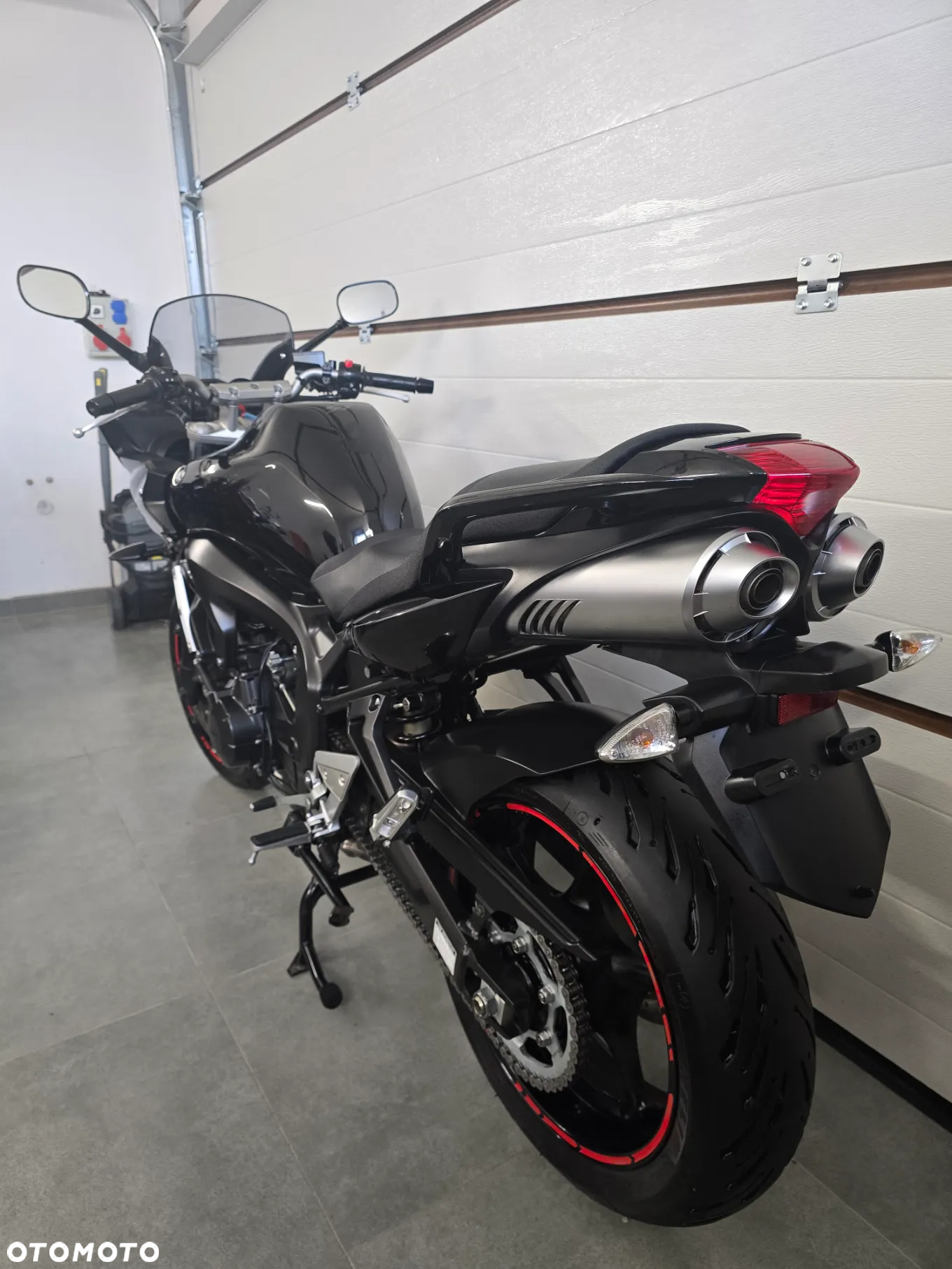 Yamaha FZ6 - 18