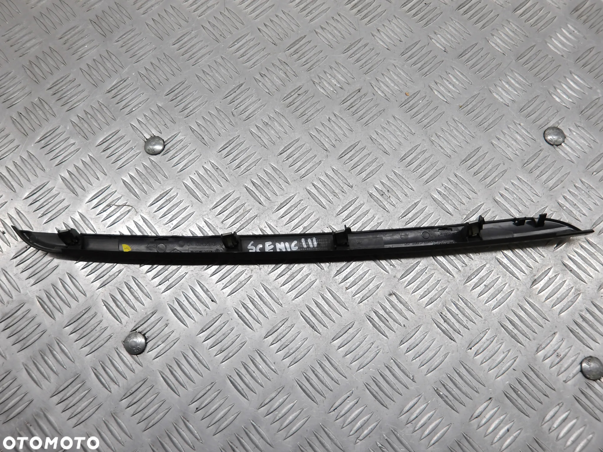 RENAULT GRAND SCENIC III 09-13 (2009) 1.5 DCI LISTWA DEKOR KONSOLI 684120014R - 2