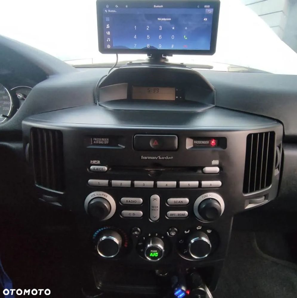 Mitsubishi Pajero - 13
