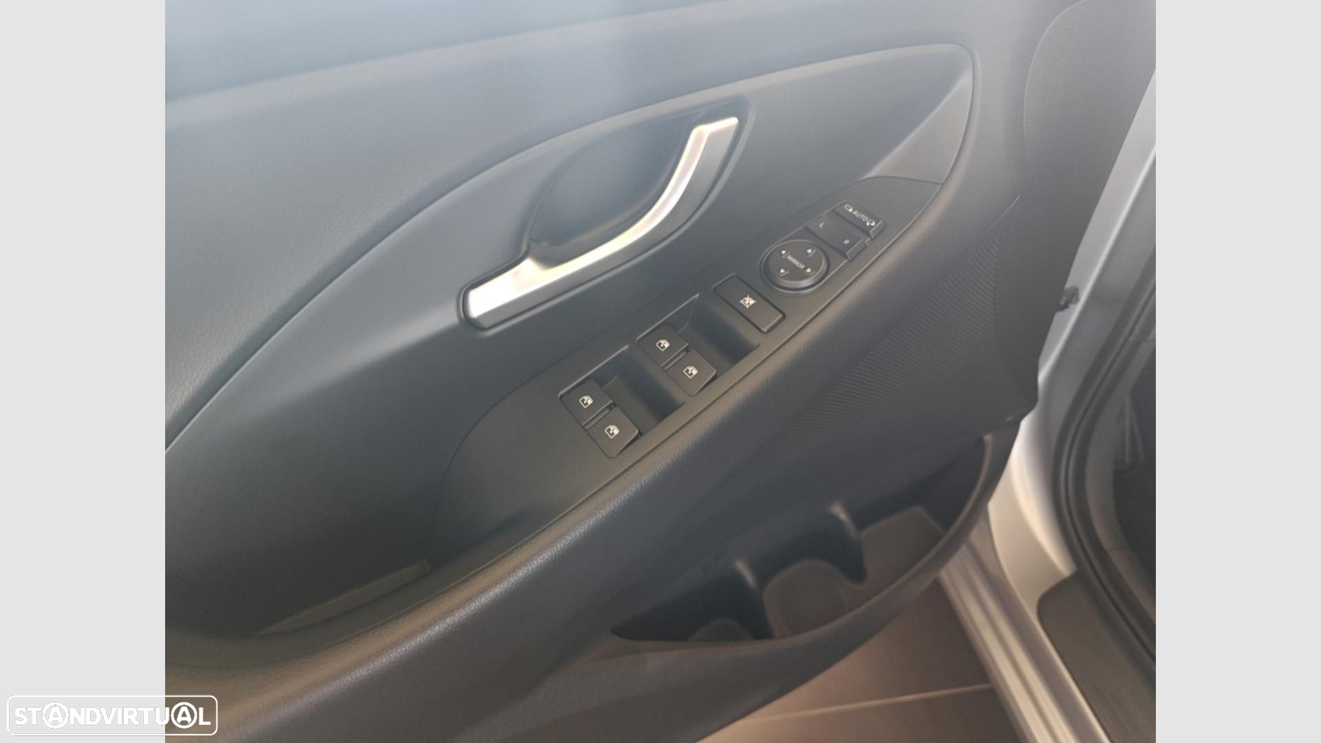 Hyundai i30 1.0 T-GDI Style Plus - 11
