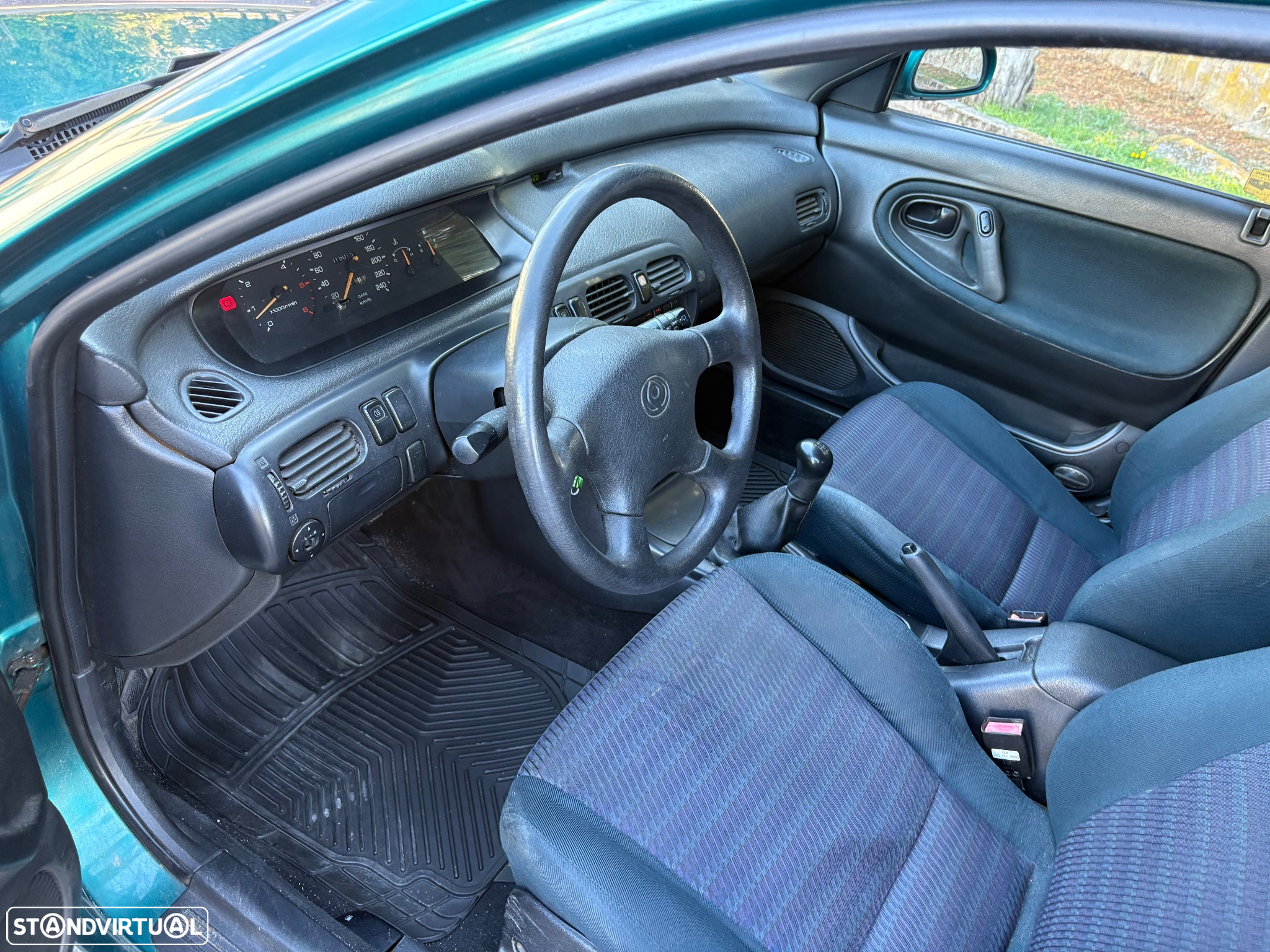 Mazda 626 - 8