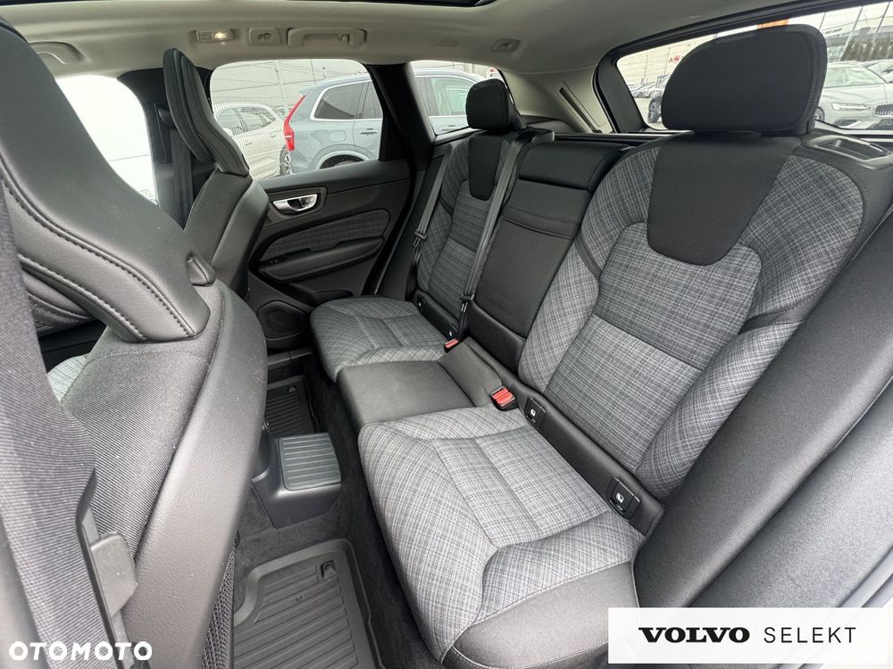 Volvo XC 60 - 30