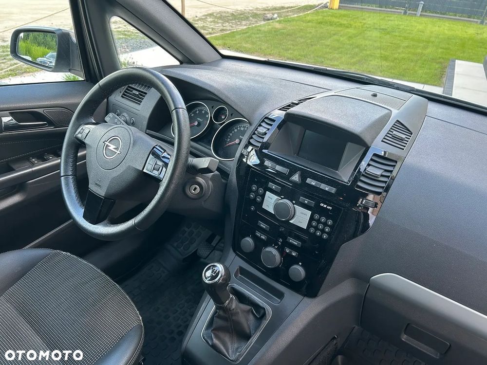 Opel Zafira 1.8 Design Edition - 16