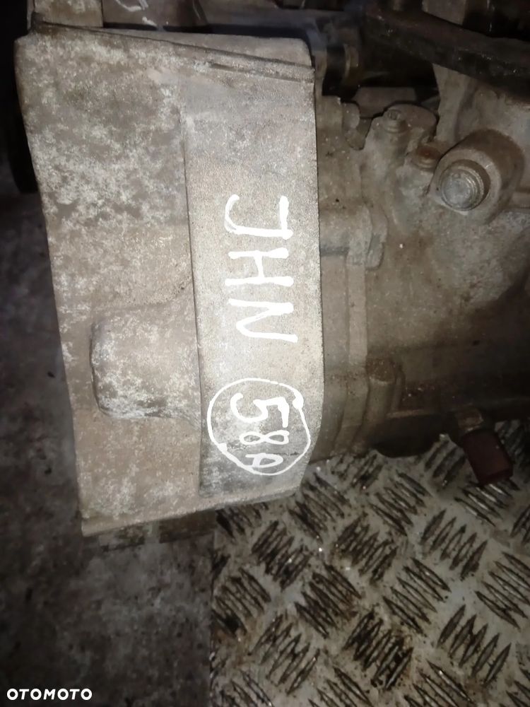 SKRZYNIA VW POLO 1.0 JHN - 2