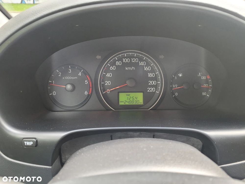 Hyundai H-1 2.5 CRDi Premium - 18