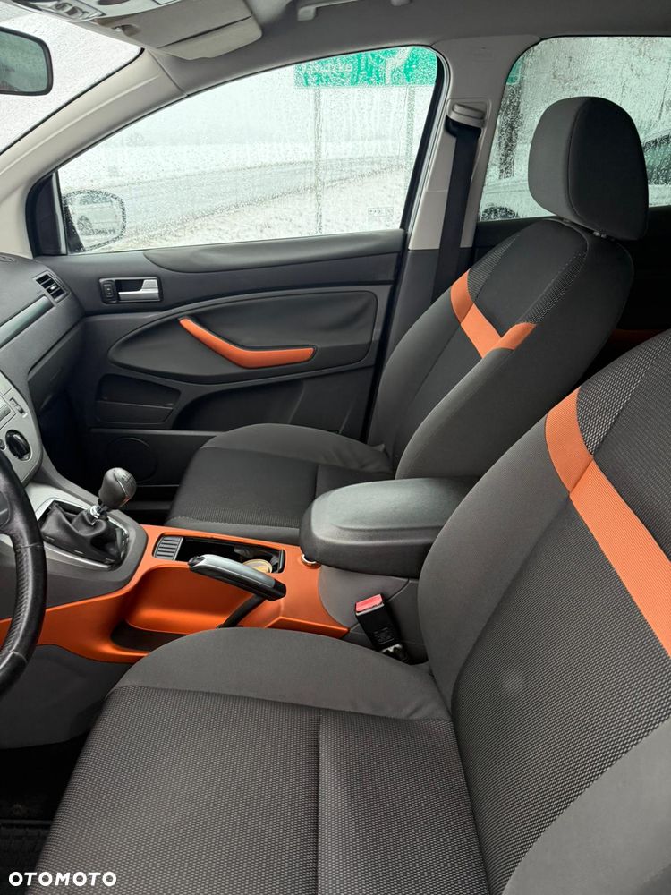 Ford Kuga 2.0 TDCi Trend - 16