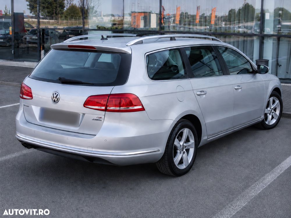 Volkswagen Passat 2.0 TDI BlueMotion Technology DSG Comfortline - 3