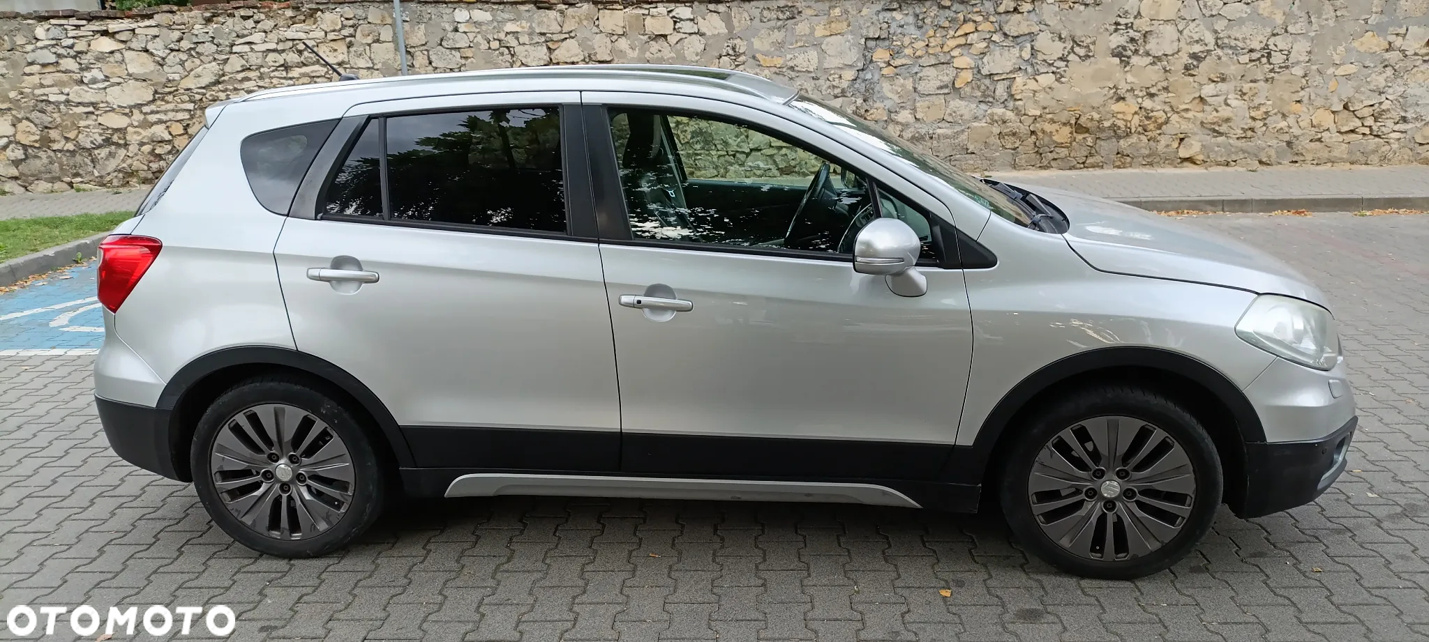 Suzuki SX4 S-Cross 1.6 DDiS Premium 4WD - 2