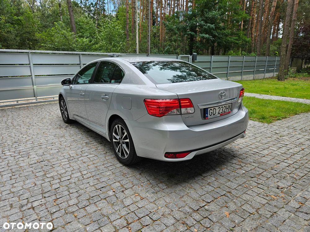Toyota Avensis 1.8 Premium EU5 MS - 3