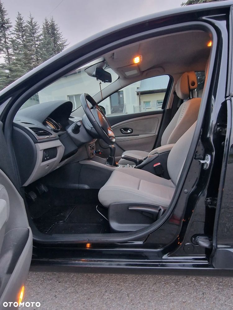 Renault Megane dCi 90 FAP Expression - 17