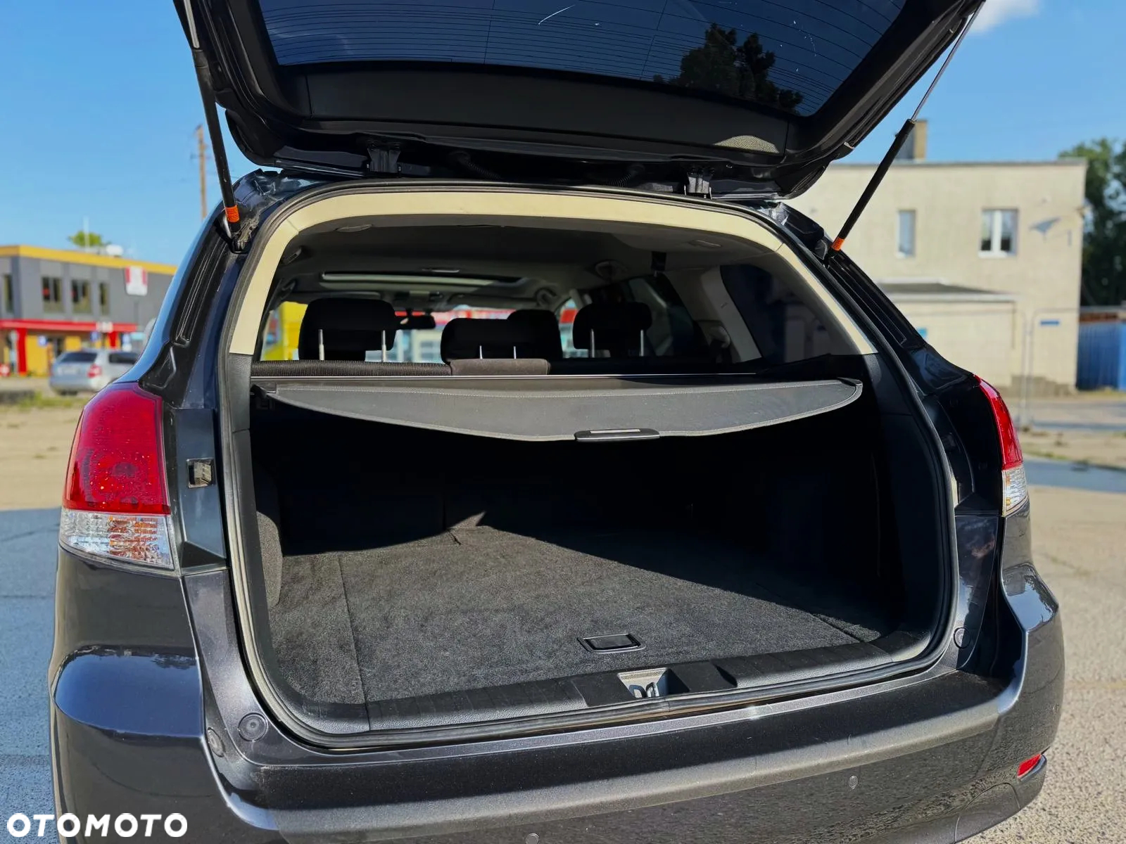 Subaru Legacy 2.0i Comfort Navi AT - 34