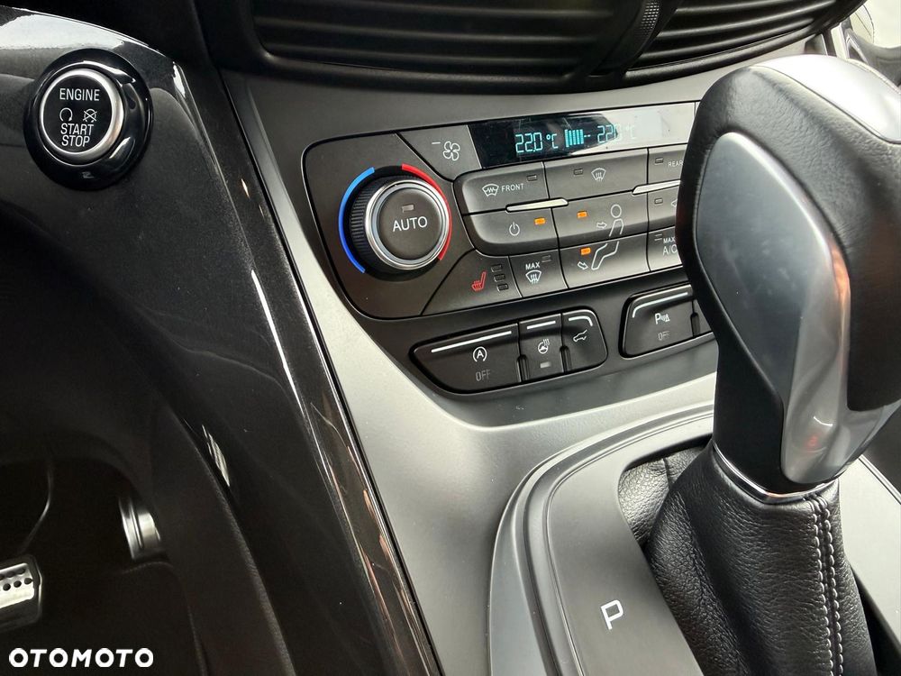 Ford Kuga - 26