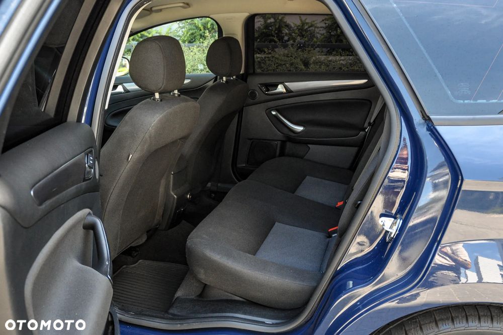 Ford Mondeo SW - 8