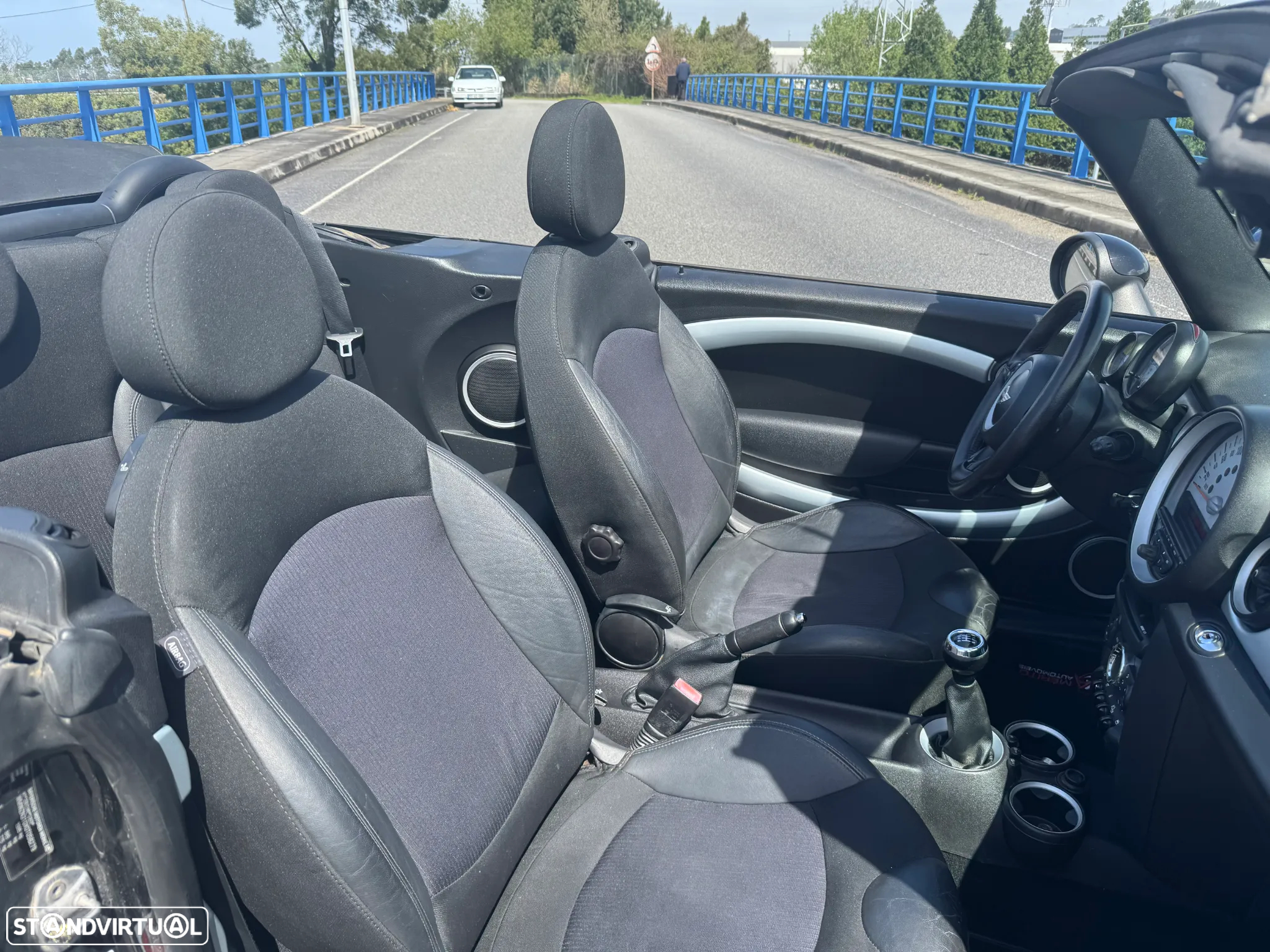 MINI Cabrio Cooper - 17