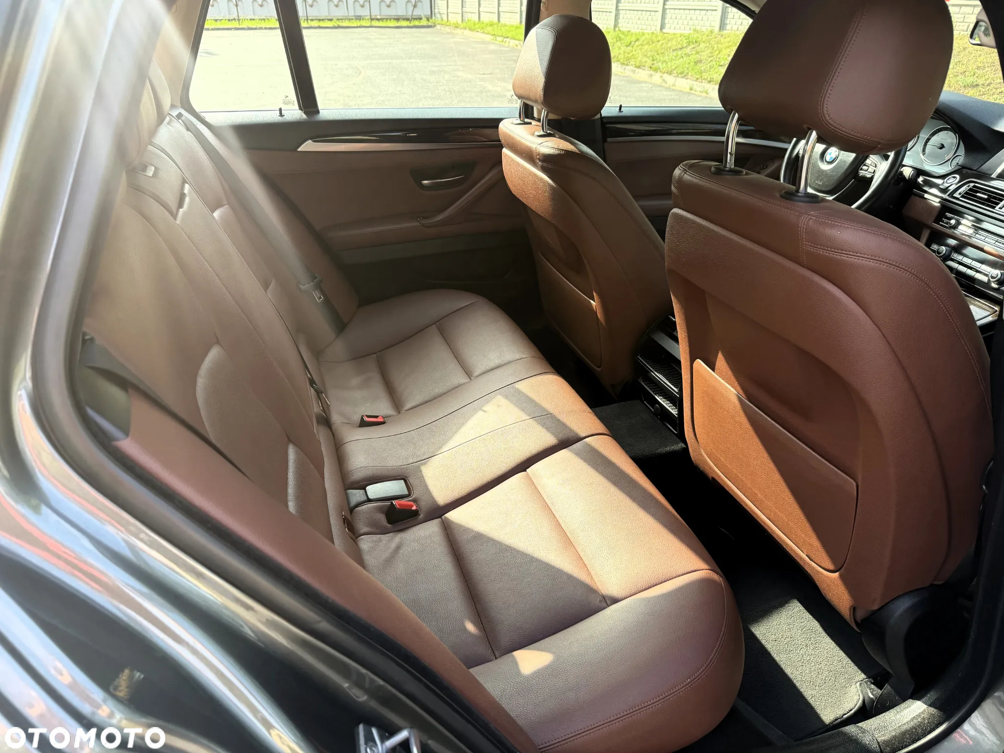 BMW Seria 5 520d Touring Luxury Line - 8