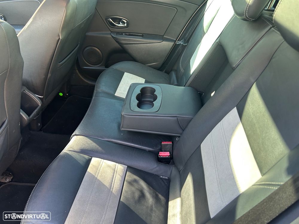 Renault Mégane Sport Tourer 1.6 dCi Bose Edition SS - 20