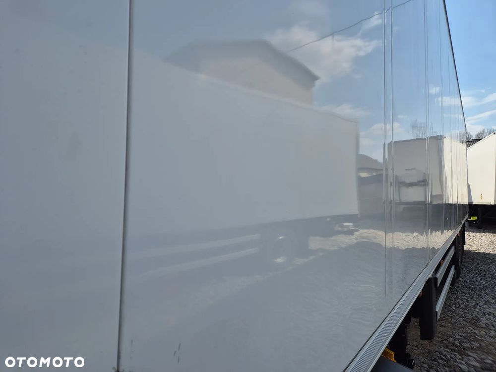 Schmitz Cargobull CARRIER MAXIMA 1300 / WINDA / DOPPEL STOCK / ŚCIANA GRODZIOWA / BELKI / PODNOSZONA OŚ / z Niemiec / TOP STAN 2011/ CARRIER CHŁODNIA CHLODNIA LODÓWKA PODWÓJNY ZAŁADUNEK PIĘTROWA - 15