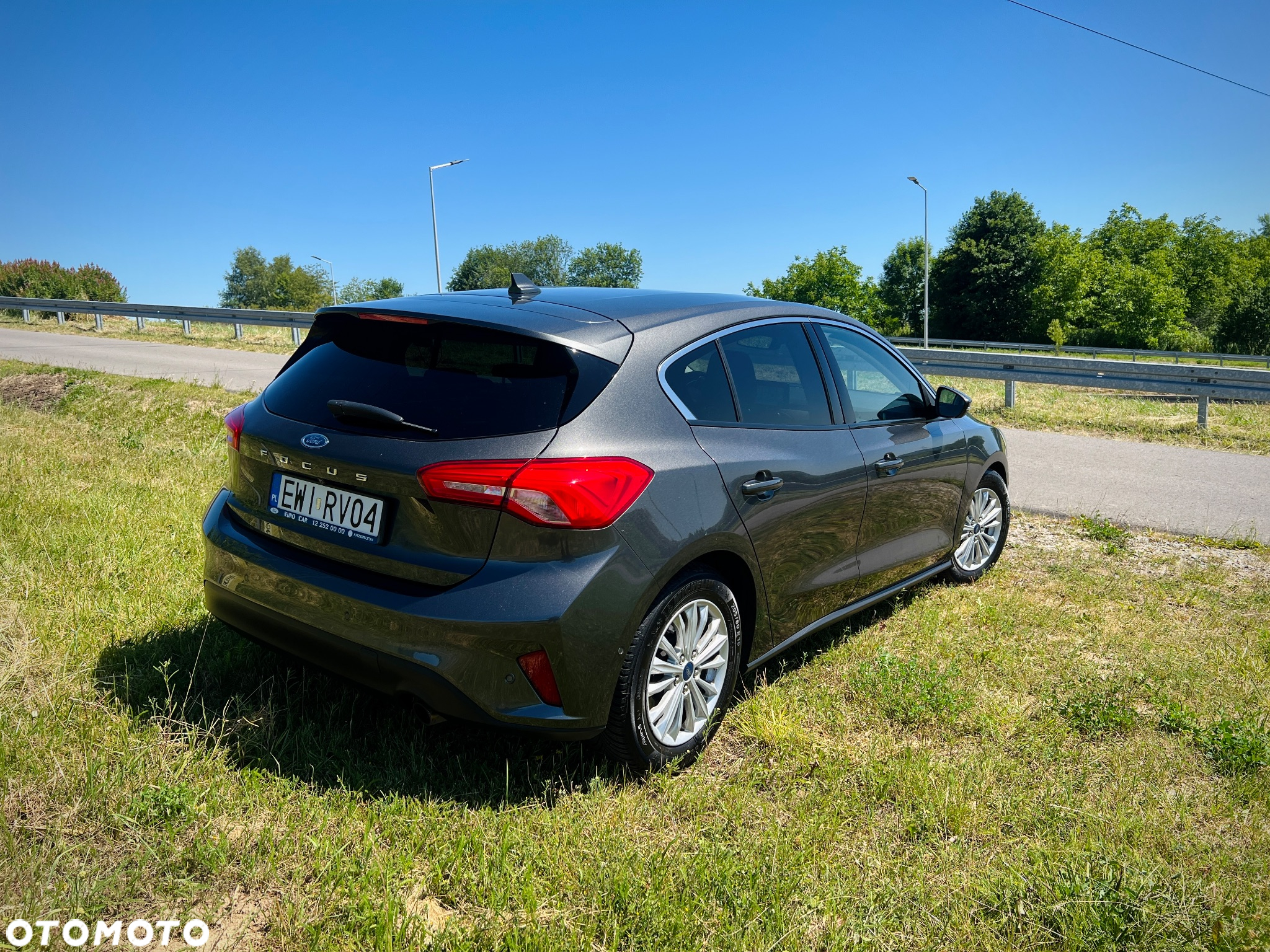 Ford Focus 1.5 EcoBoost Titanium Business - 4