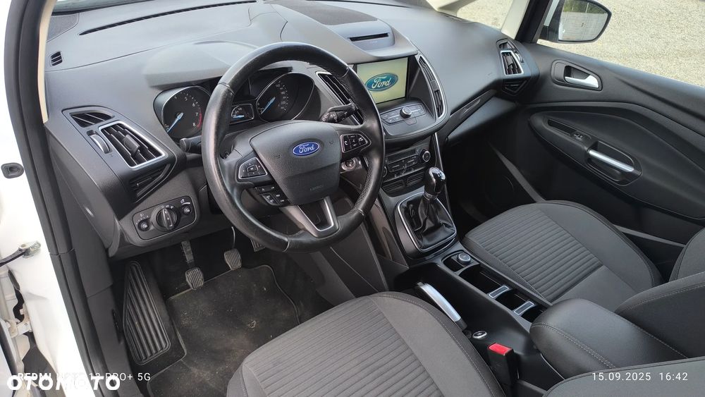 Ford C-MAX 1.6 Titanium - 21