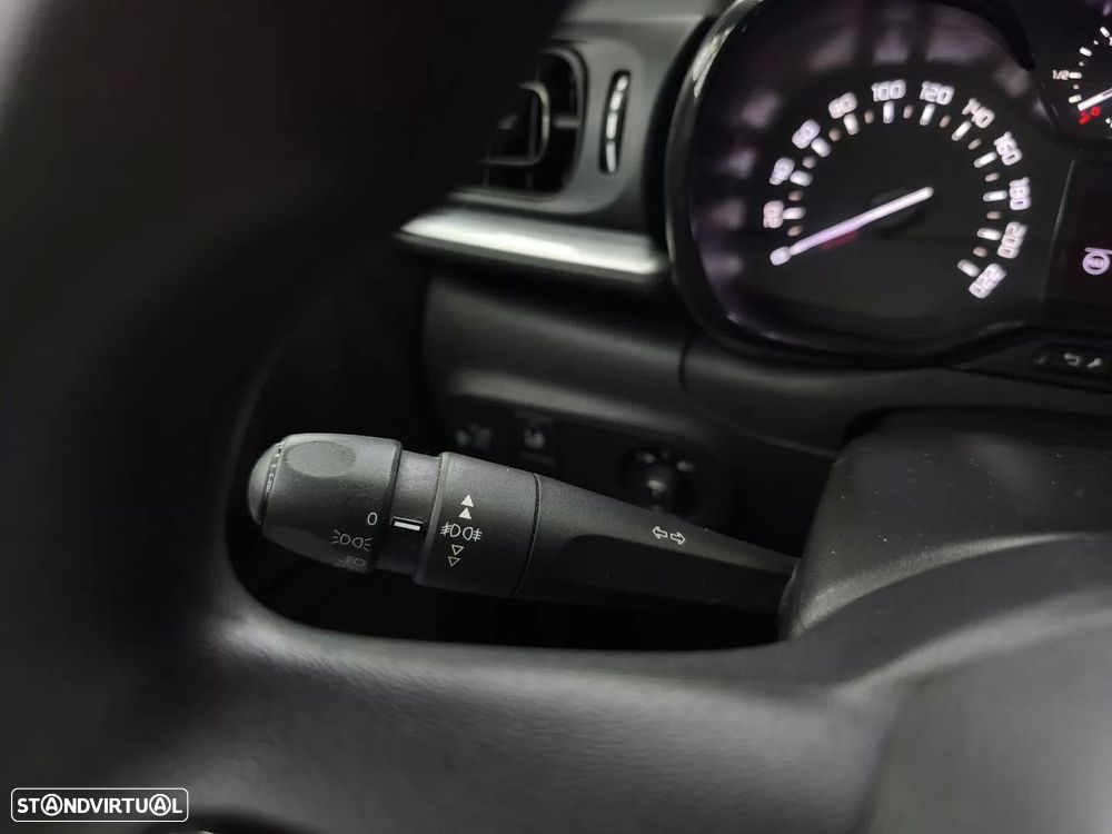 Citroën C3 1.2 PureTech Feel - 26