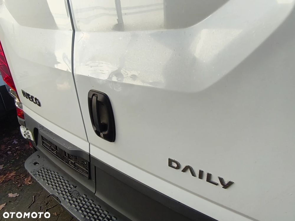 Iveco Daily 35S16A8V MAX długi, automat - 10