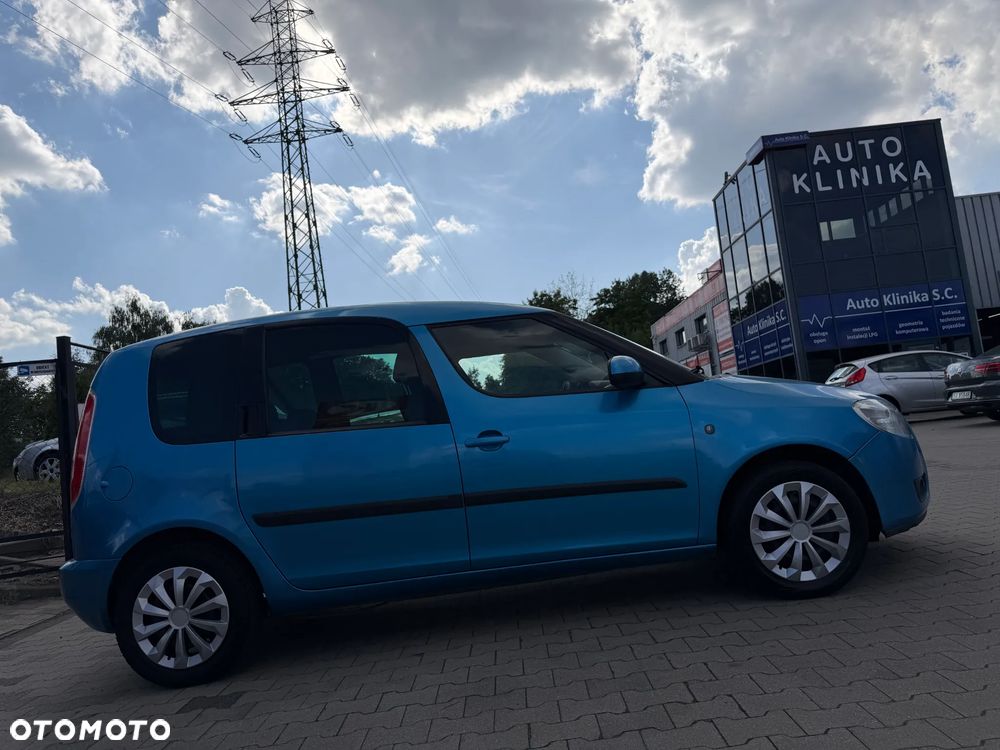 Skoda Roomster 1.6 16V Comfort - 12