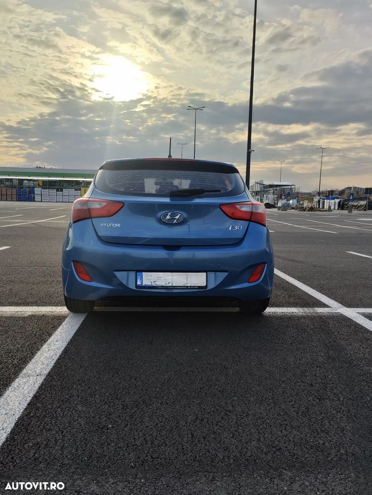 Hyundai i30 1.4MPi Comfort - 9