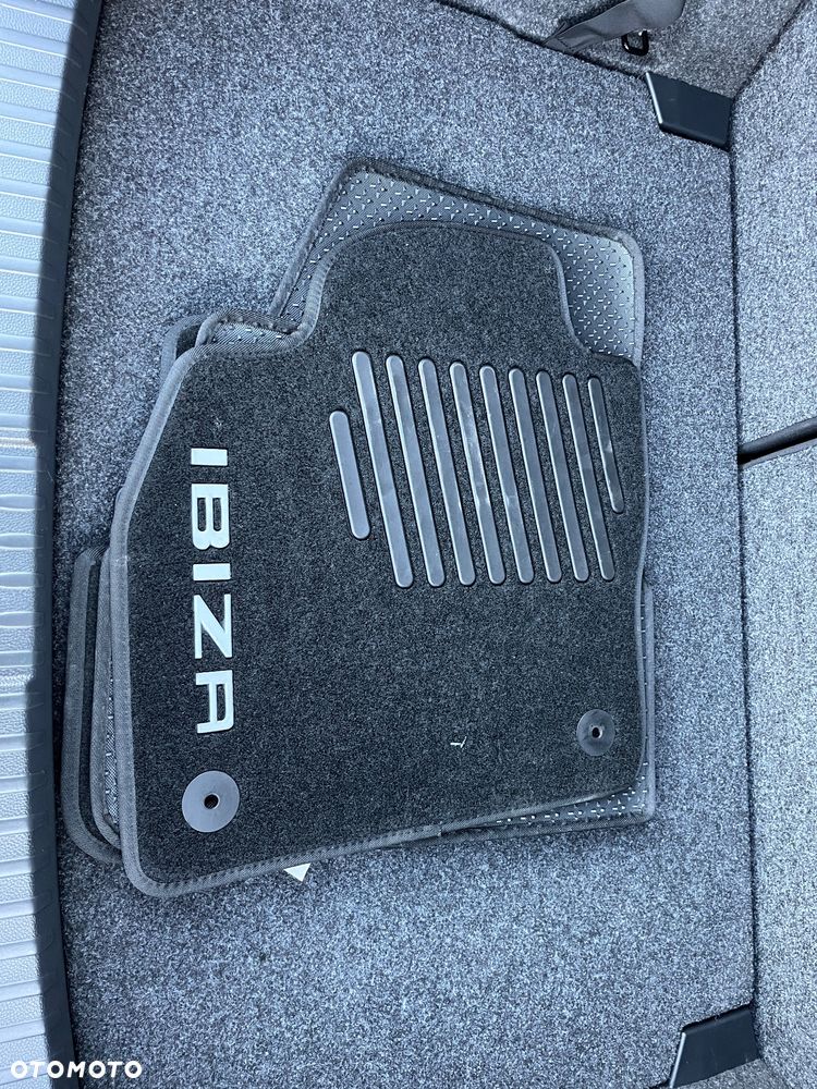 Seat Ibiza 1.0 MPI S&S FR Pro Black Edition - 35