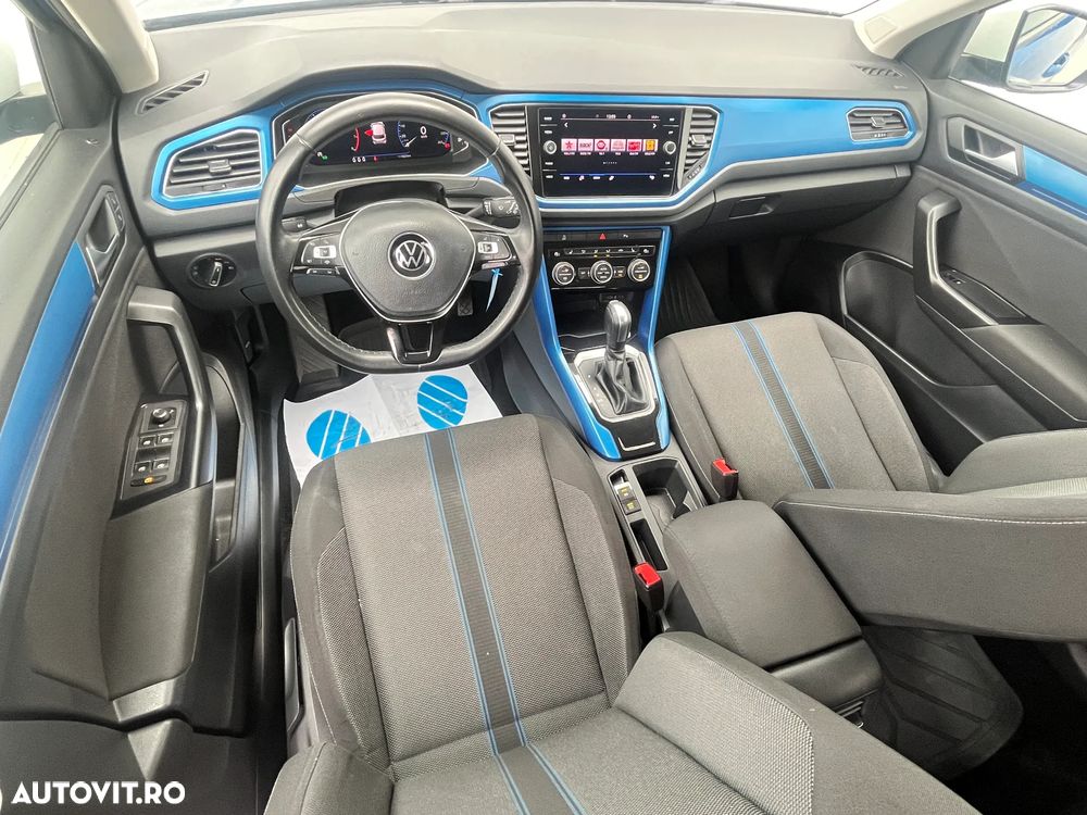 Volkswagen T-Roc - 9